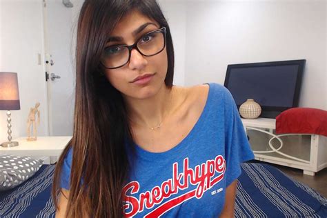 Free Mia Khalifa HD porn videos (11,670) .